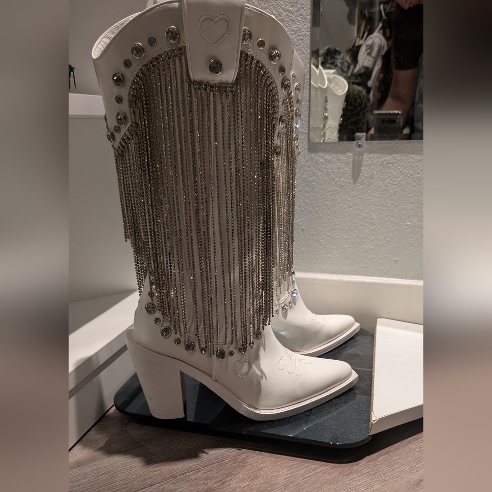 White Fringe Western Boots - Picture 7 of 12